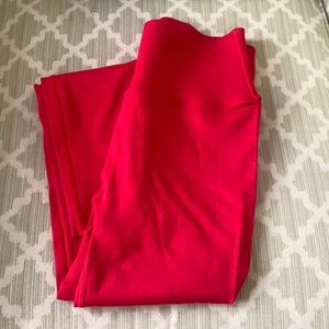 Sculptknit by fabletics red leggings sz S size small side leg detail cut outs